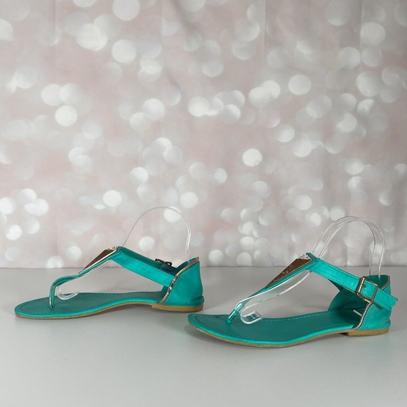 ⭐️3 FOR $25⭐️DI IANA Teal & Gold T Strap Sandal Size 7.5 - Picture 2 of 11